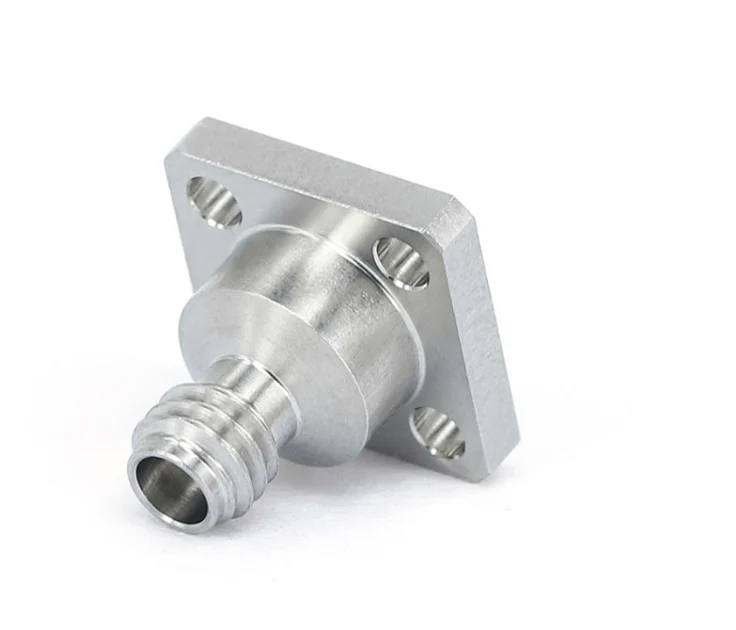 Conector RF de 110 GHz